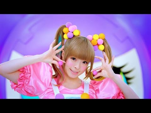 [MV] Todoke Punch - Kyary Pamyu Pamyu　届けパンチ - きゃりーぱみゅぱみゅ - YouTube