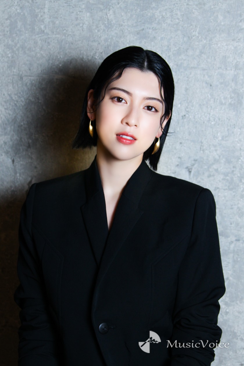 ３９位　三吉彩花さん　１７１ｃｍ