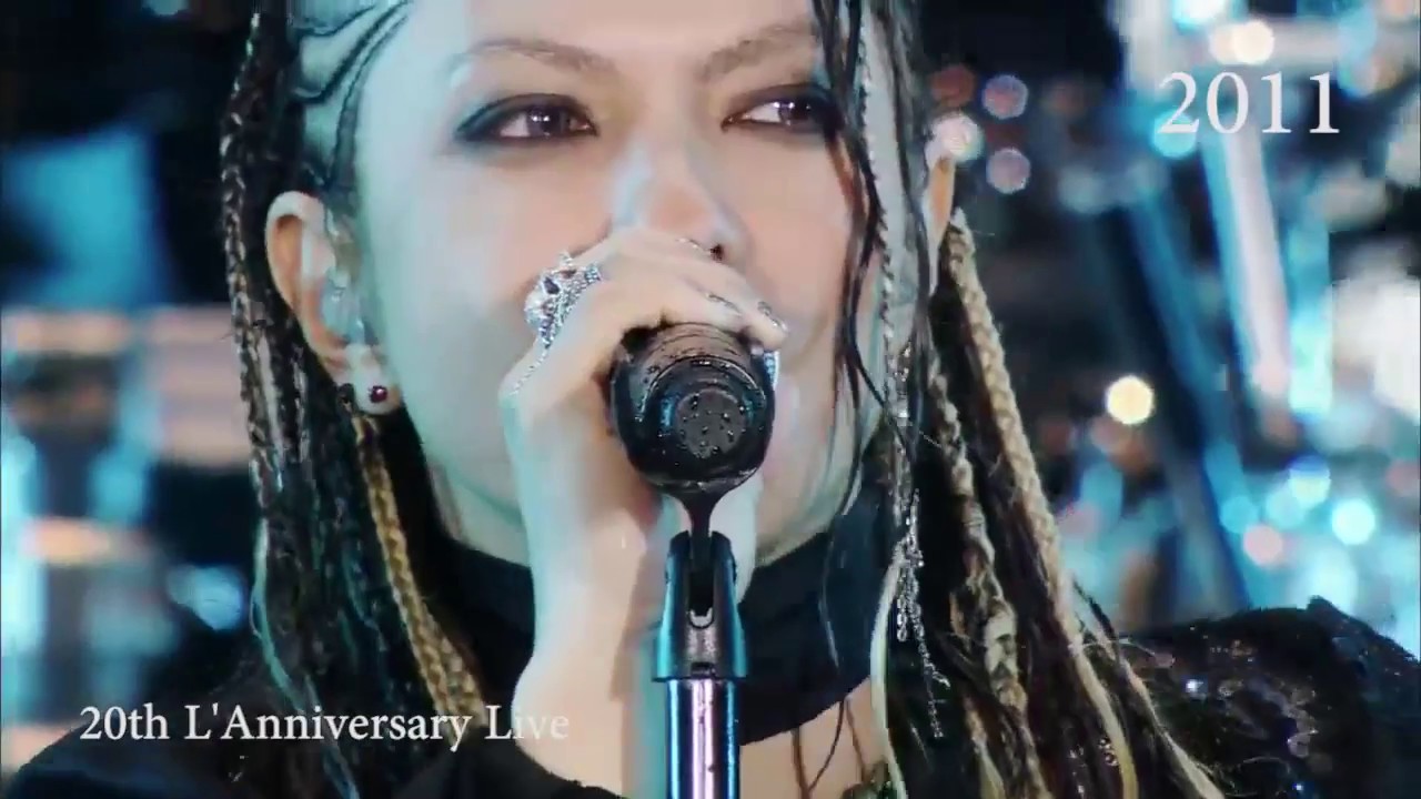 L'Arc~en~Ciel「瞳の住人」(Hitomi no Juunin) Live 2004 - 2011 - YouTube