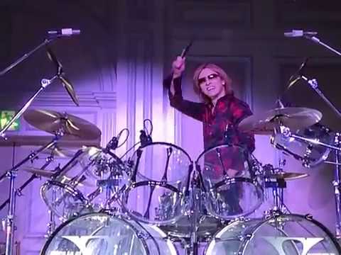 ﾚｱ：YOSHIKI ﾃﾞｨﾅｰｼｮｰでのﾄﾞﾗﾑｿﾛ(YOSHIKI Dinner Show DrumSolo) - YouTube