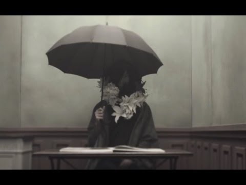 米津玄師　MV「サンタマリア」 - YouTube