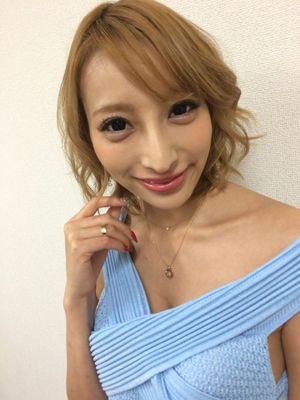 ４位　加藤紗里さん