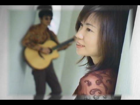 ひだまりの詩／Le Couple （OFFICIAL MUSIC VIDEO) - YouTube