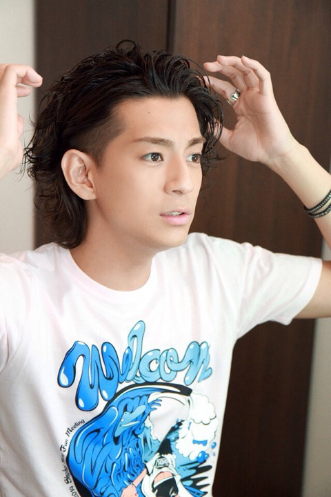 肌もキレイなイケメン俳優