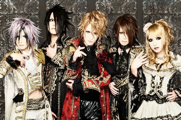 22位：Versailles