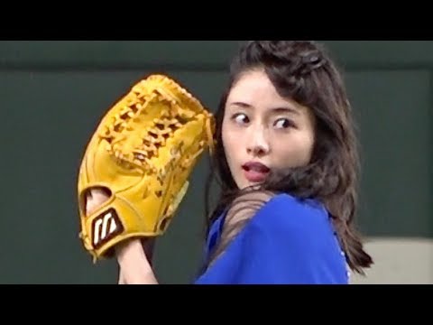 石原さとみ、今年は三浦大輔投手の2段投法で始球式／サントリードリームマッチ2018 - YouTube