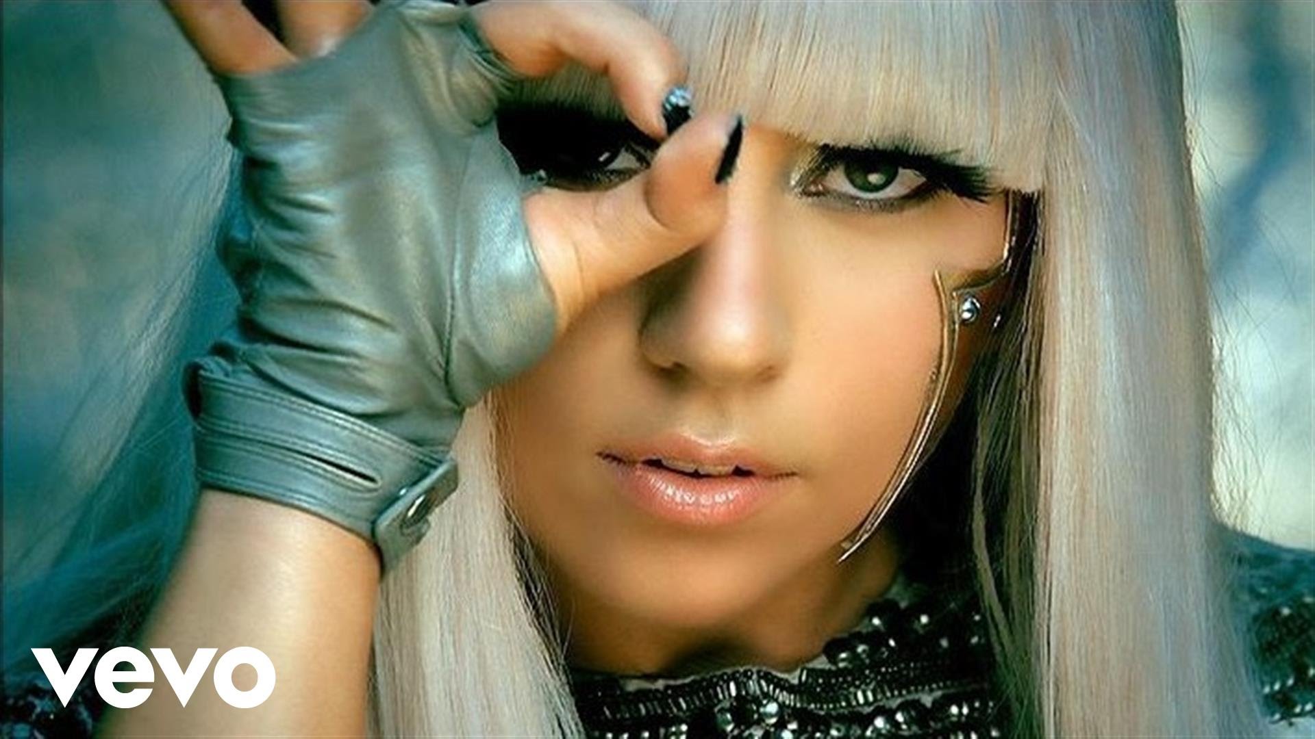 Lady Gaga - Poker Face - YouTube