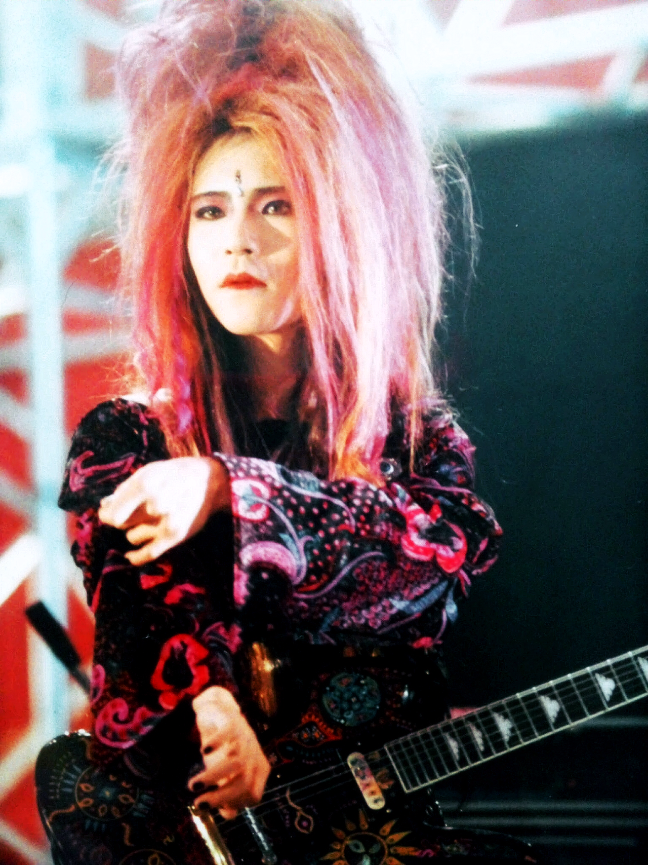 1位：hide