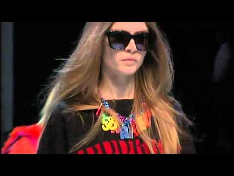 D&G WOMEN FASHION SHOW WINTER 2012 - YouTube