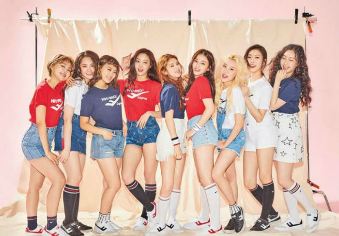 MOMOLAND