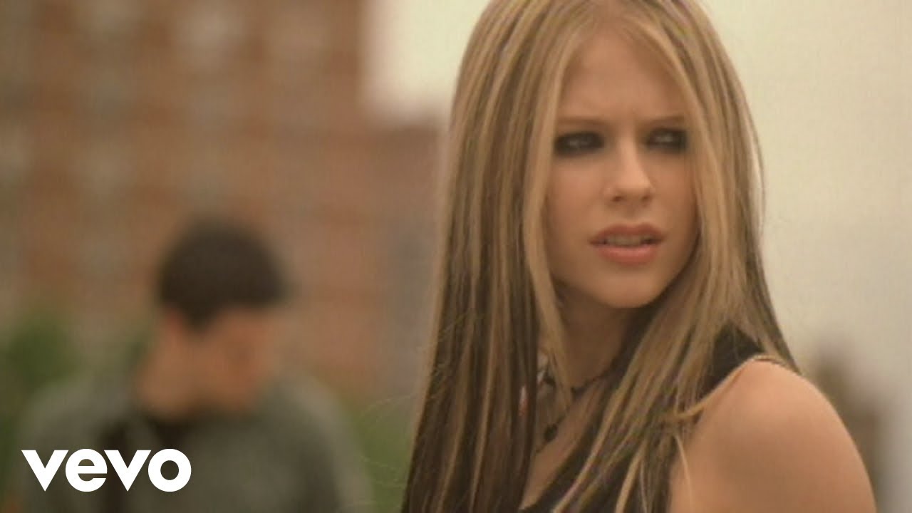 Avril Lavigne - My Happy Ending (VIDEO) - YouTube