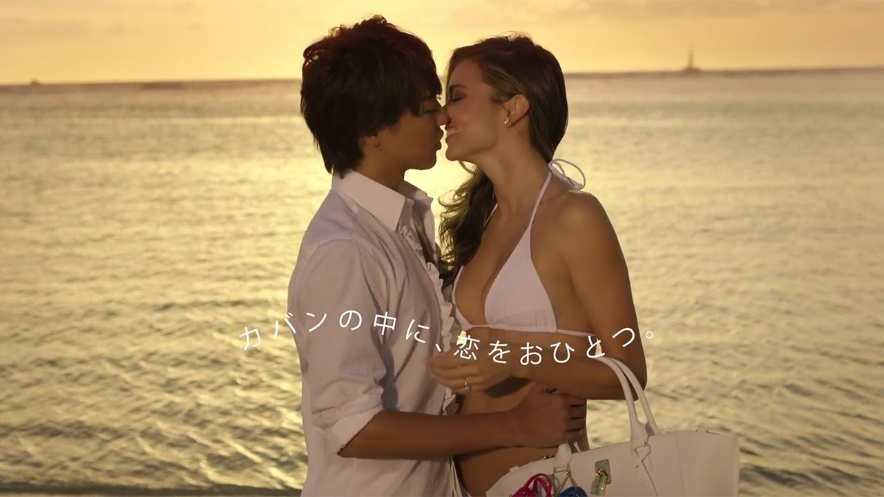 TAKAHIRO、 ミランダ・カーと“誓いのキス”「結婚式はハワイで」　「サマンサタバサ」2015年春夏新CM発表会　#Takahiro　#Samantha Thavasa - YouTube