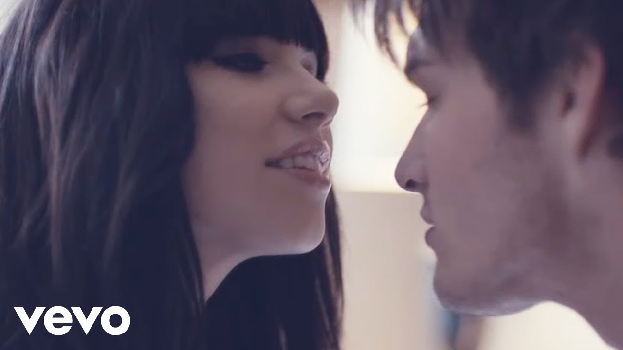Carly Rae Jepsen - Tonight I'm Getting Over You - YouTube