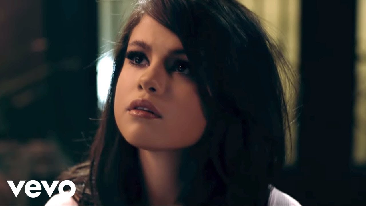 Selena Gomez - Same Old Love - YouTube
