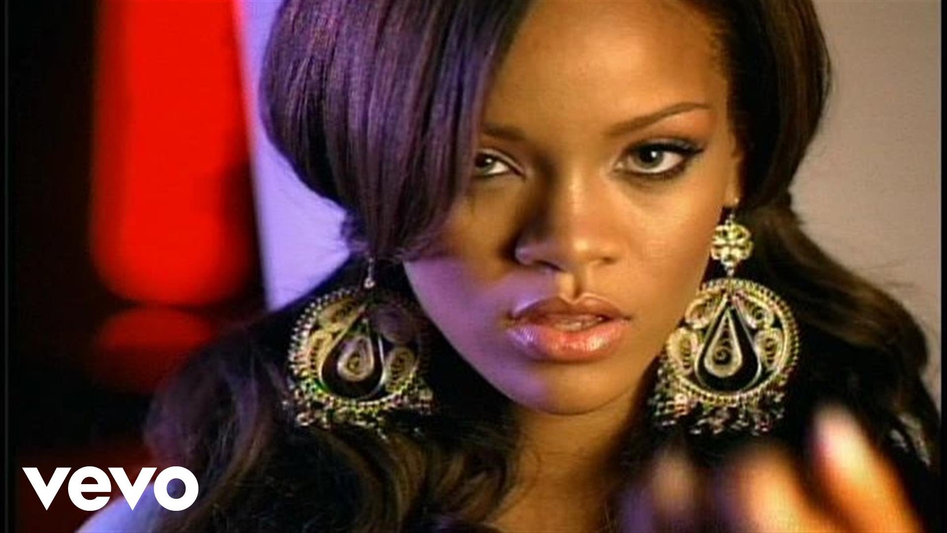 Rihanna - Pon de Replay (Internet Version) - YouTube