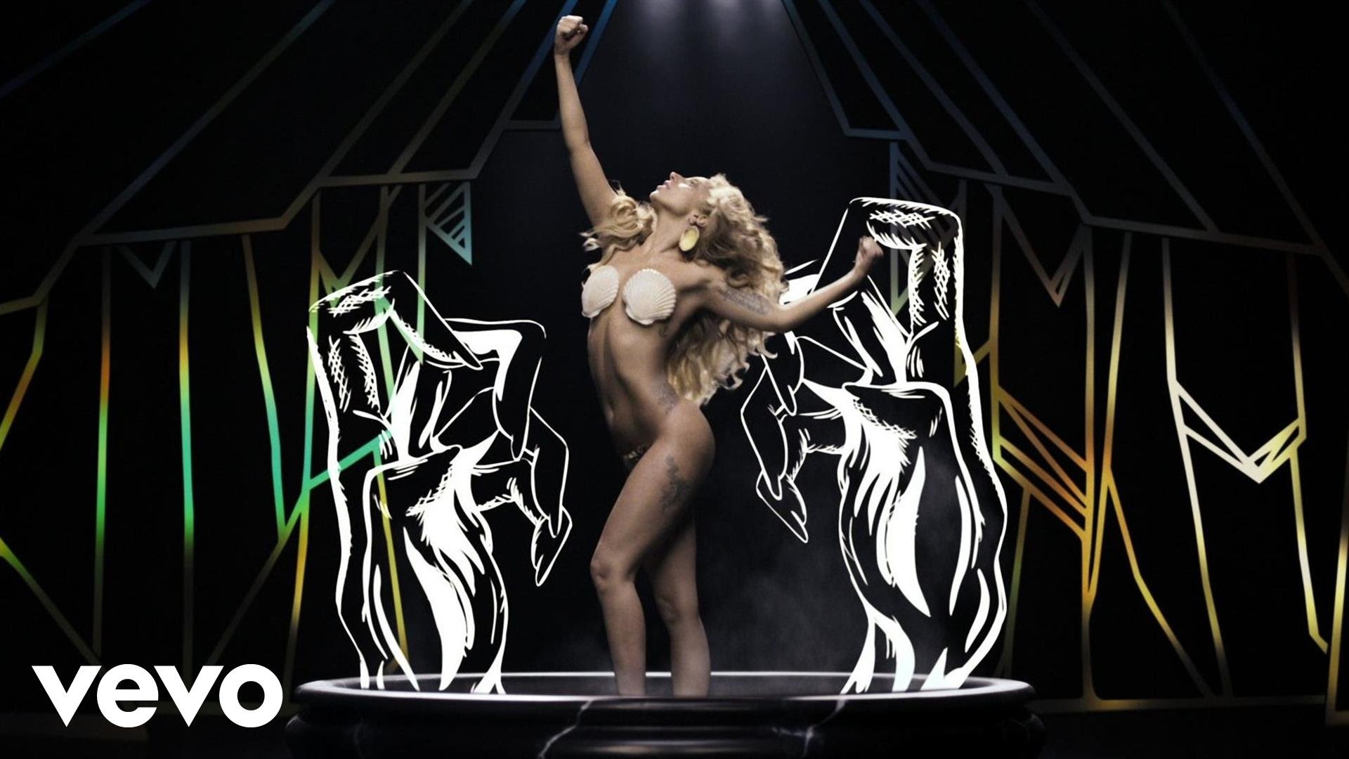 Lady Gaga - Applause (Official) - YouTube