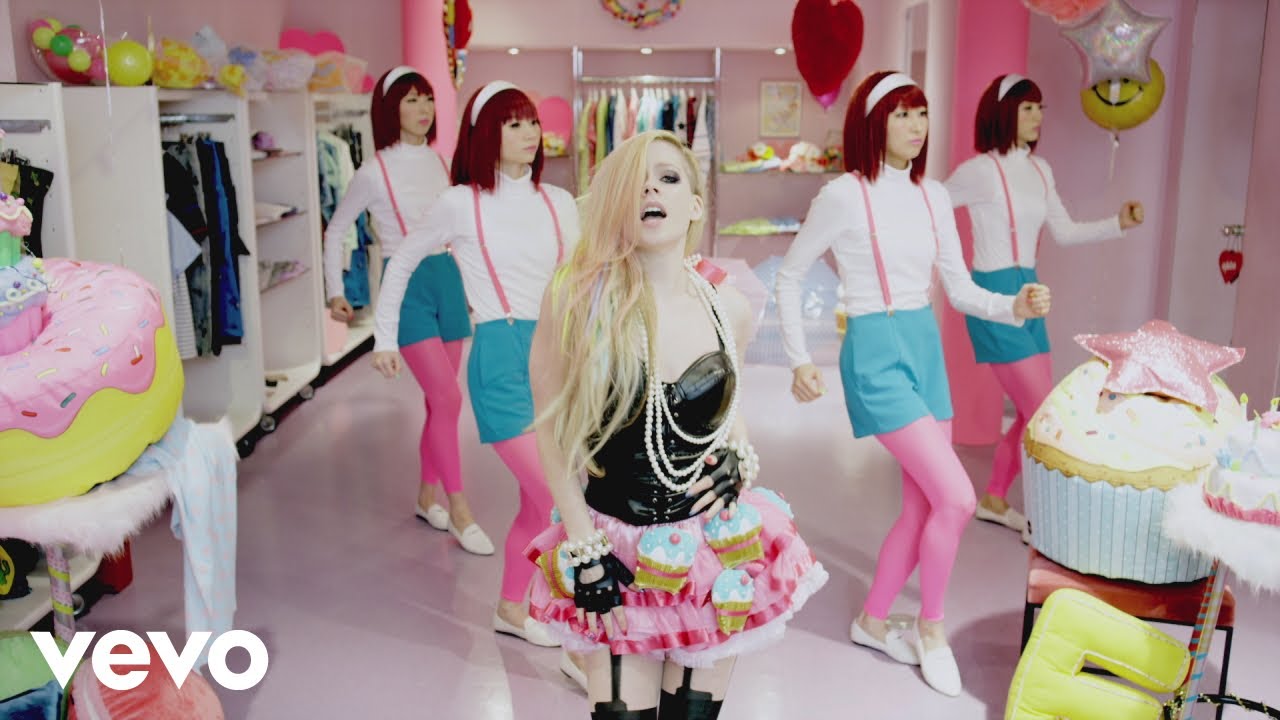 Avril Lavigne - Hello Kitty - YouTube