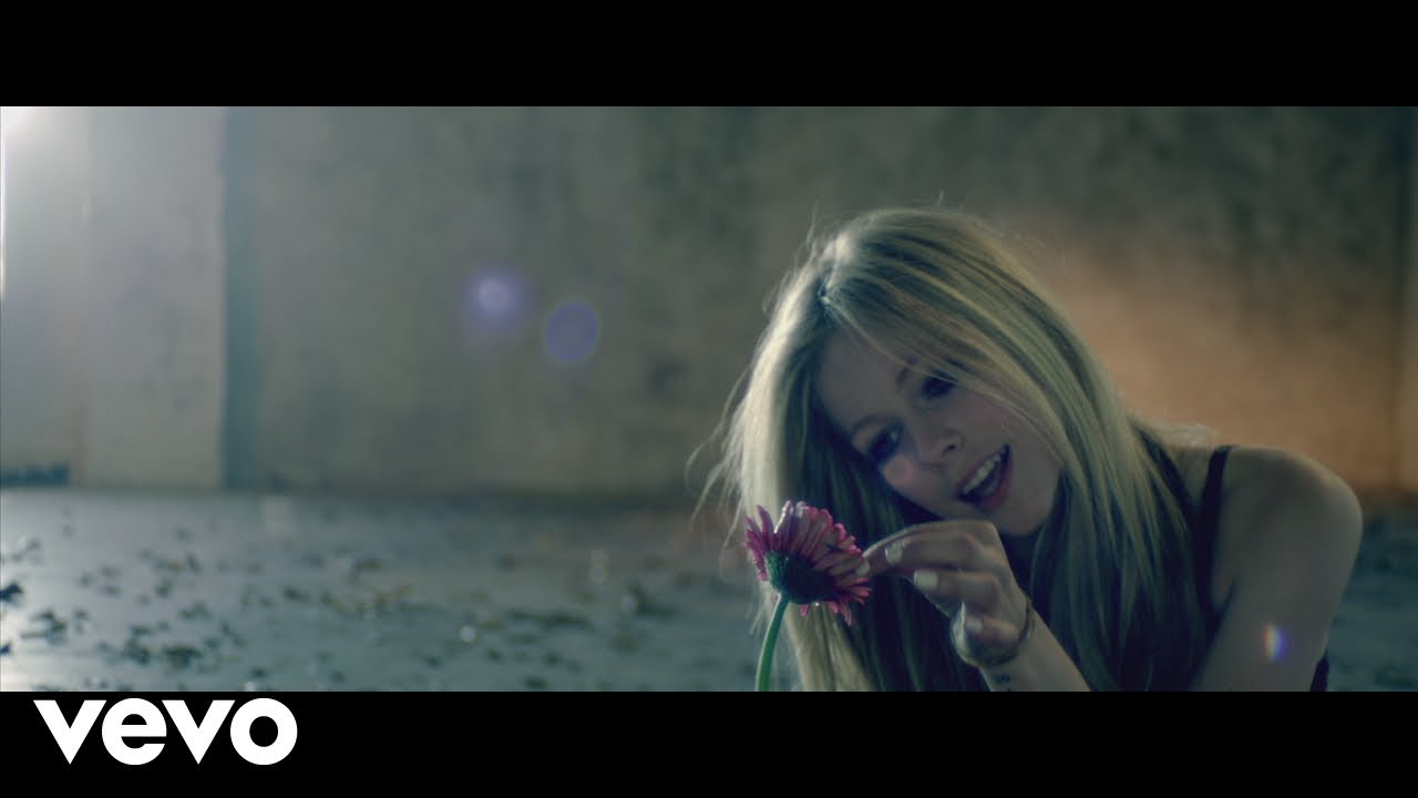 Avril Lavigne - Wish You Were Here (Video) - YouTube