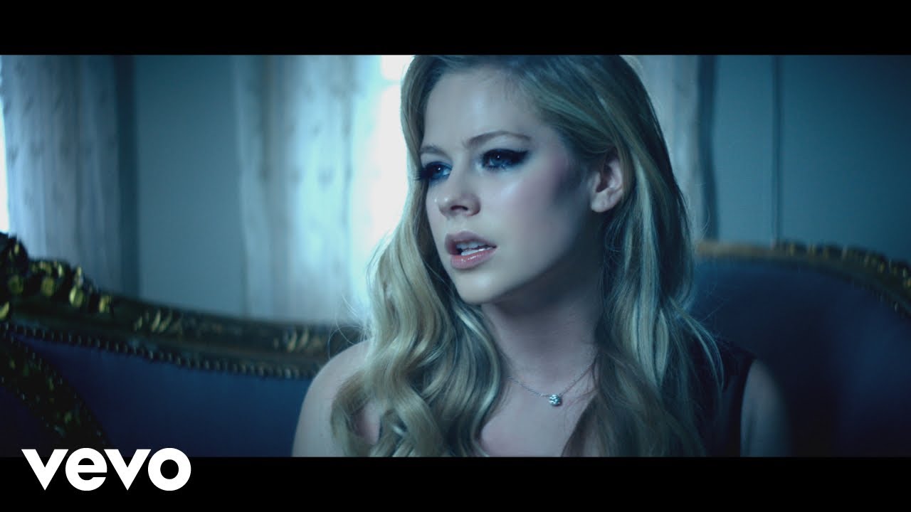 Avril Lavigne - Let Me Go ft. Chad Kroeger - YouTube
