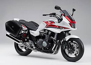 1位：ホンダ CB1300 SUPER TOURING