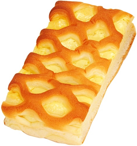21位　チーズクリームパン （ファミリーマート）