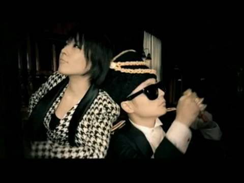 BoA / BUMP BUMP! feat.VERBAL(m-flo) - YouTube