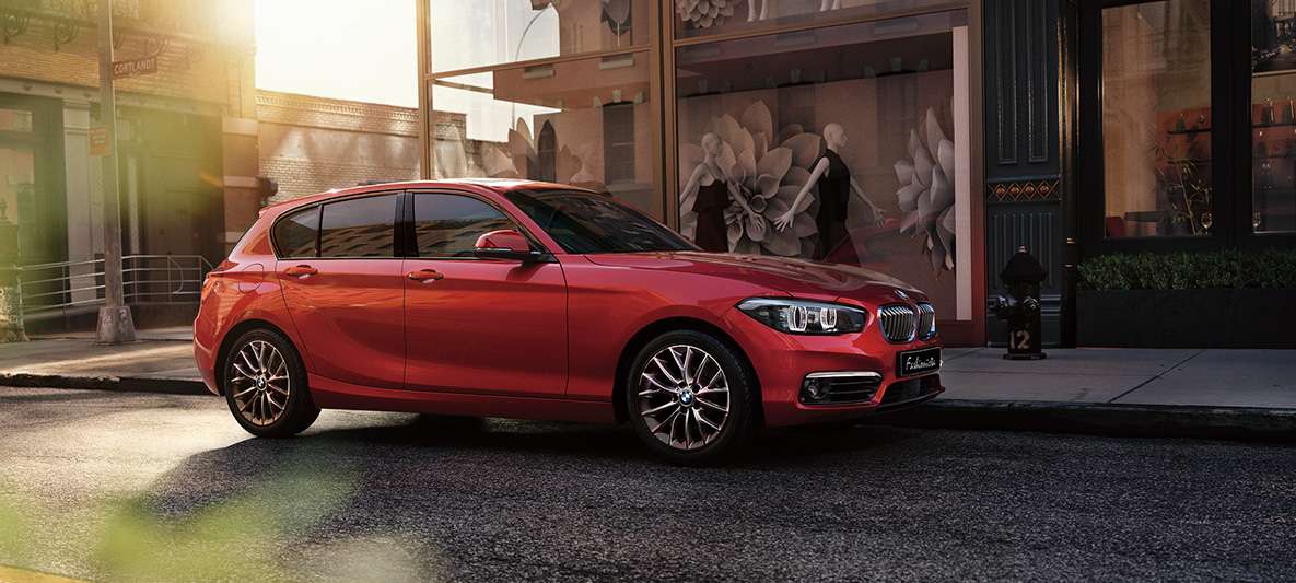 1位：BMW 118i Mスポーツ