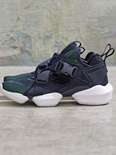 12位：Reebok (リーボック)