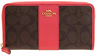 13位：COACH (コーチ)