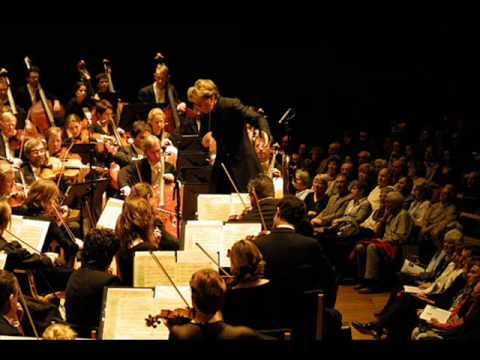 Pachelbel's Canon in D (Very full orchestra) - YouTube