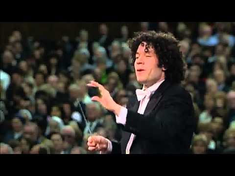 Gustavo Dudamel : Dvorak - Symphony no. 9 - 4th movement - Allegro con fuoco - YouTube