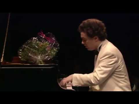 Evgeny Kissin Liebestraum No. 3 in A-flat Major - YouTube