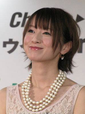 62位：鈴木亜美さん