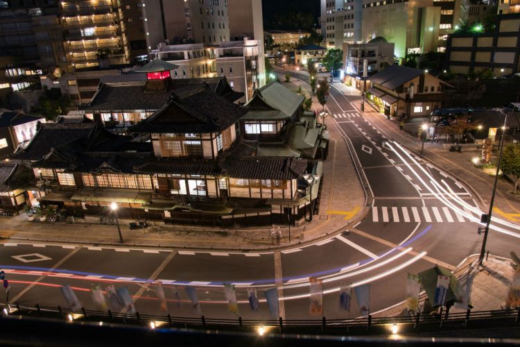 都会と田舎の自然が一体となった松山市