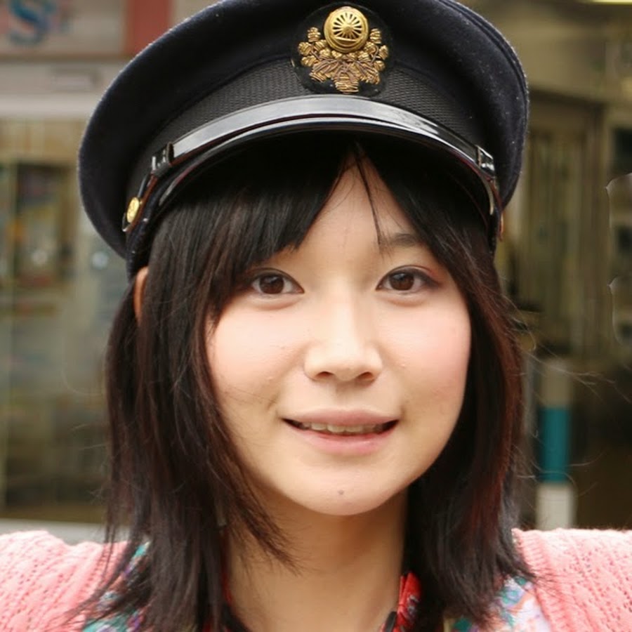 2位：鈴川絢子さん