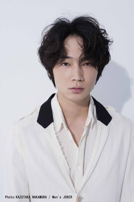 2位 綾野剛さん