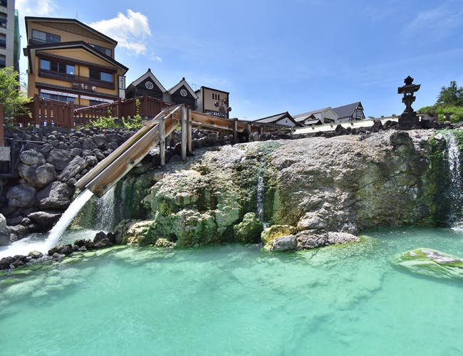 1位：草津温泉（群馬県）