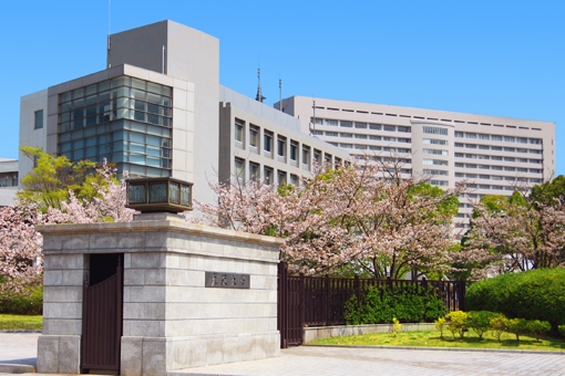 43位：大阪大学 基礎工学部 情報科学｜偏差値62.5