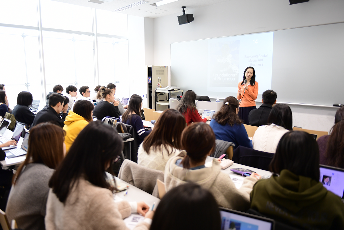 2位：法政大学 グローバル教養学部 グローバル教養学科｜偏差値65