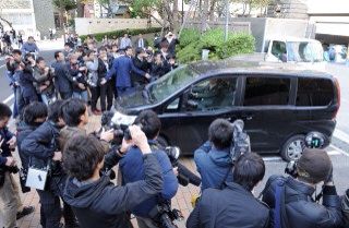 容疑者である角田美代子は、兵庫県警本部の留置場で自殺