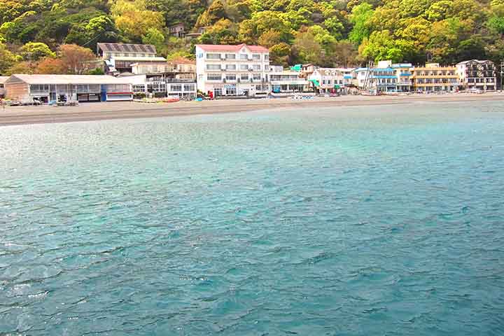 7位：大瀬海水浴場　静岡県