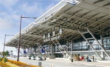 38位：新潟空港（新潟県）旅客数387,341人