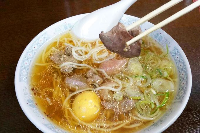 32位：とりもつラーメン（山形県）