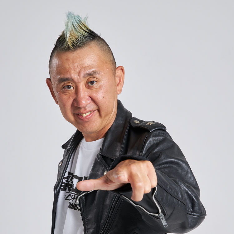 プロフィール