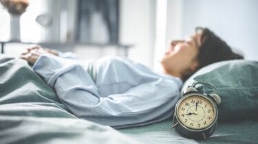 平均睡眠時間：8時間4分