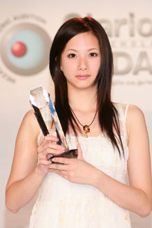 『ミス東京ガールズコレクション』で準グランプリを受賞