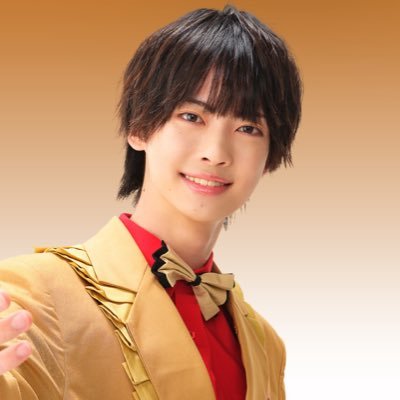 プロフィール