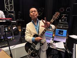 プロフィール