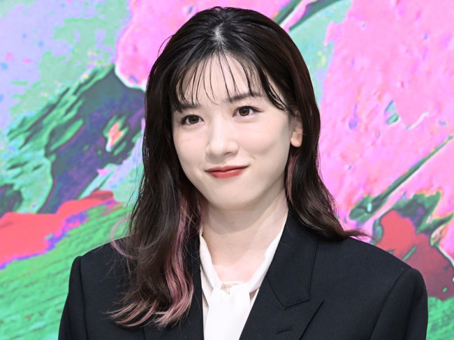 プロフィール