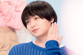 プロフィール